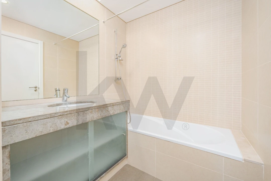 Apartamento T2 para Arrendamento em São Martinho Foto 18