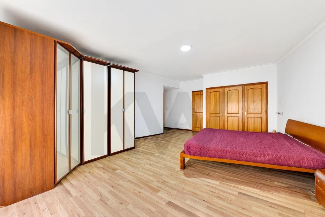 Apartamento T3 para Venda em Oeiras e São Julião da Barra, Paço de Arcos e Caxias Foto 11