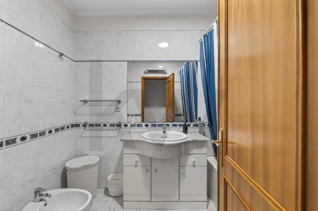 Apartamento T3 para Venda em Oeiras e São Julião da Barra, Paço de Arcos e Caxias Foto 20