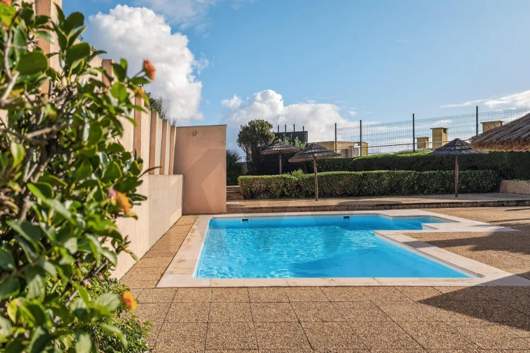 Apartamento T3 para Venda em Oeiras e São Julião da Barra, Paço de Arcos e Caxias