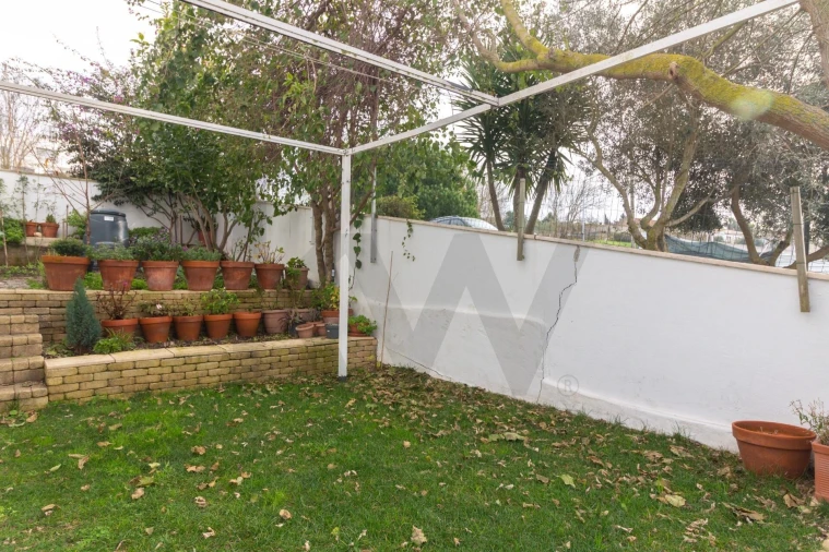 Moradia T5 para Arrendamento em Vila Franca de Xira Foto 4