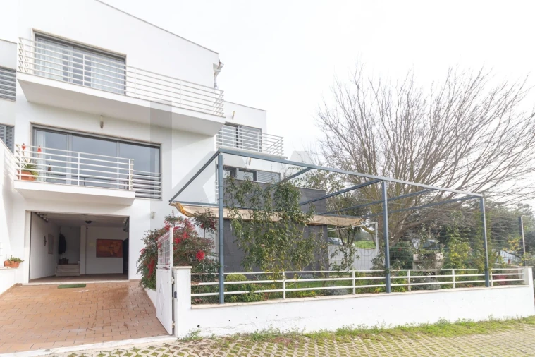 Moradia T5 para Arrendamento em Vila Franca de Xira