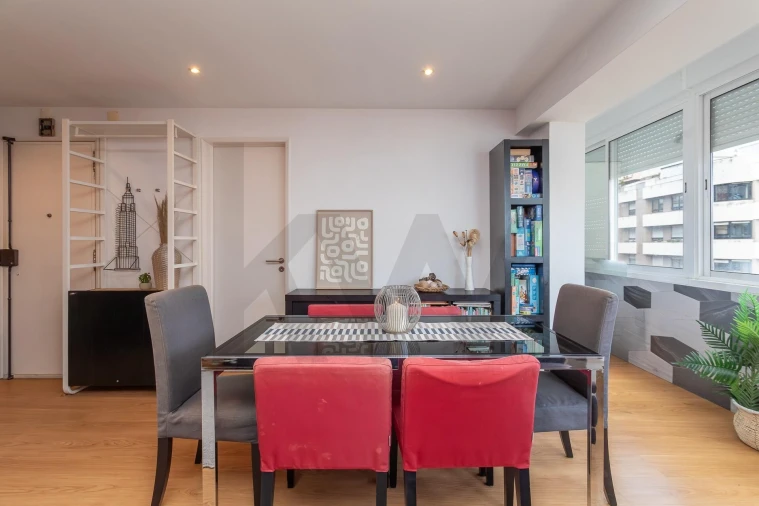 Apartamento T3 para Venda em São Domingos de Benfica Foto 8