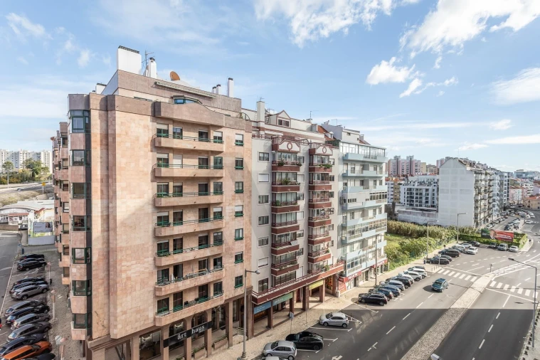 Apartamento T3 para Venda em São Domingos de Benfica Foto 33