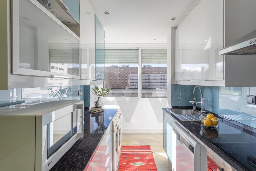 Apartamento T3 para Venda em São Domingos de Benfica Foto 16