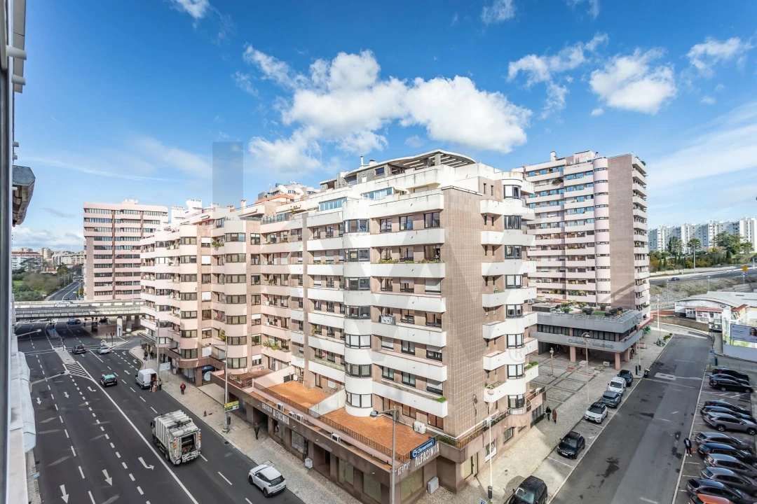 Apartamento T3 para Venda em São Domingos de Benfica Foto 32