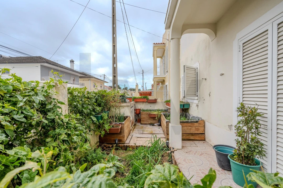 Moradia T3 para Venda em Quinta do Conde Foto 31