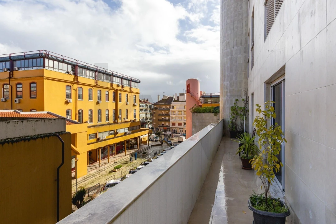 Apartamento T2 para Venda em Beato Foto 31