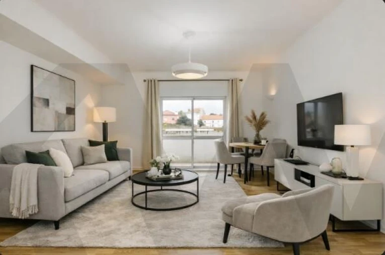 Apartamento T2 para Venda em Beato Foto 1