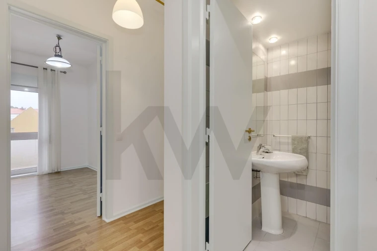 Apartamento T2 para Venda em Beato Foto 20
