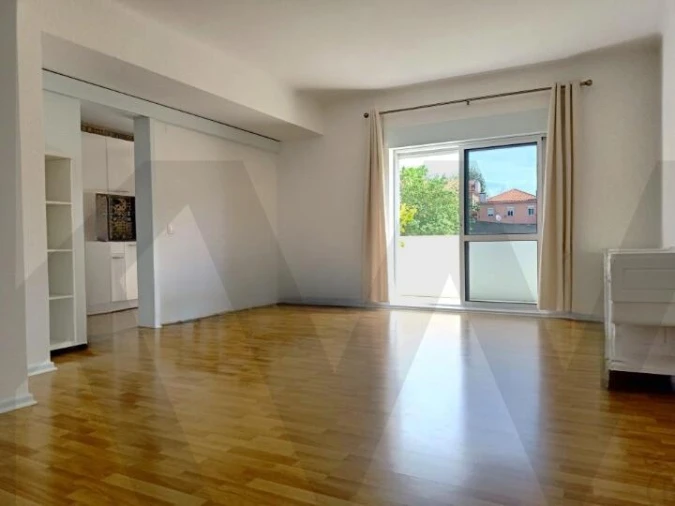 Apartamento T2 para Venda em Beato Foto 3