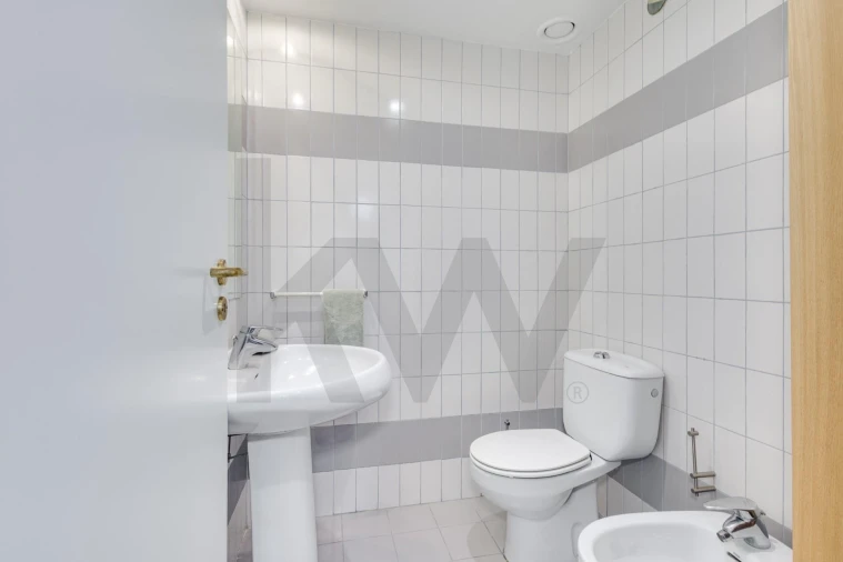 Apartamento T2 para Venda em Beato Foto 25