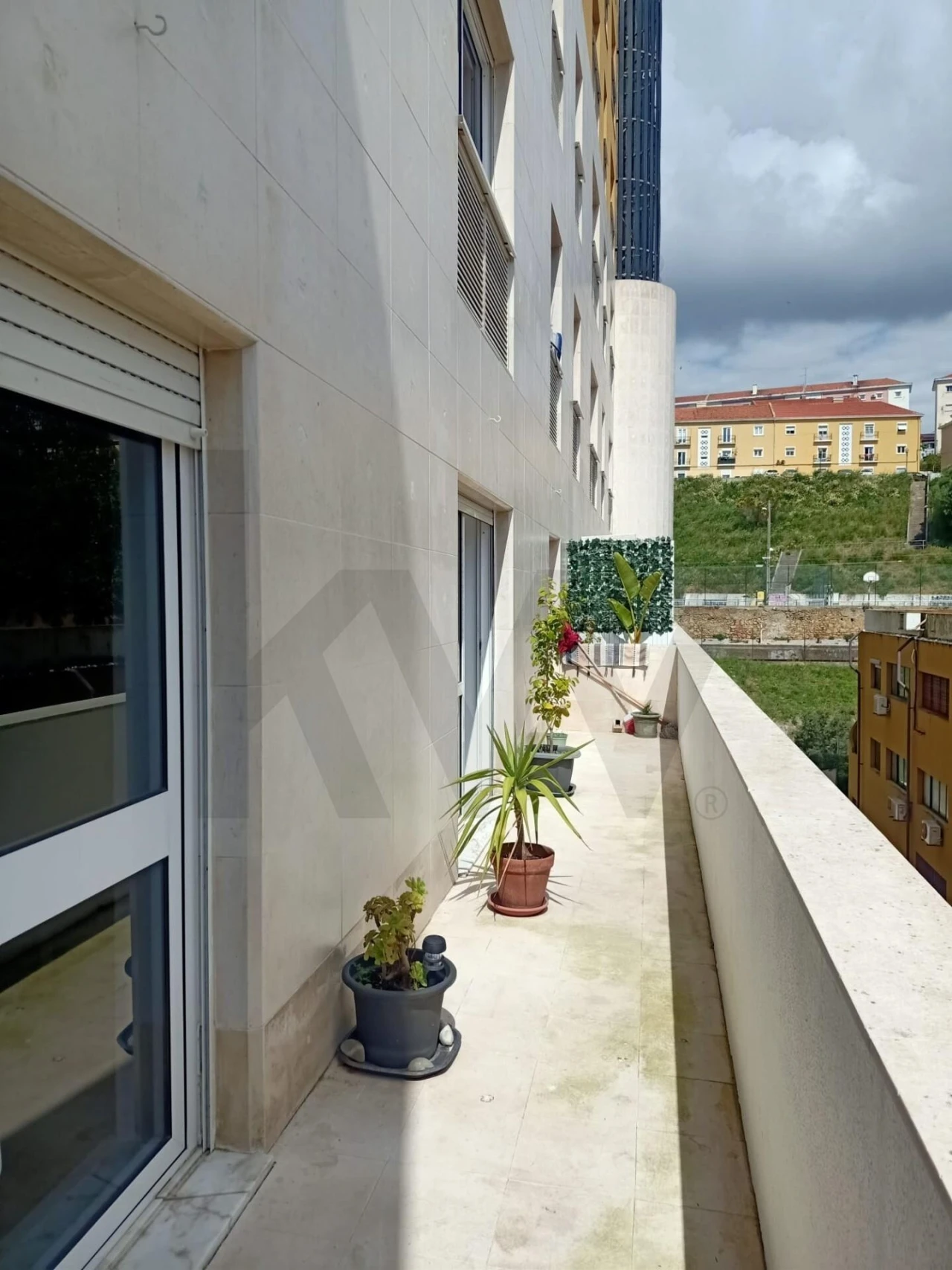 Apartamento T2 para Venda em Beato Foto 2