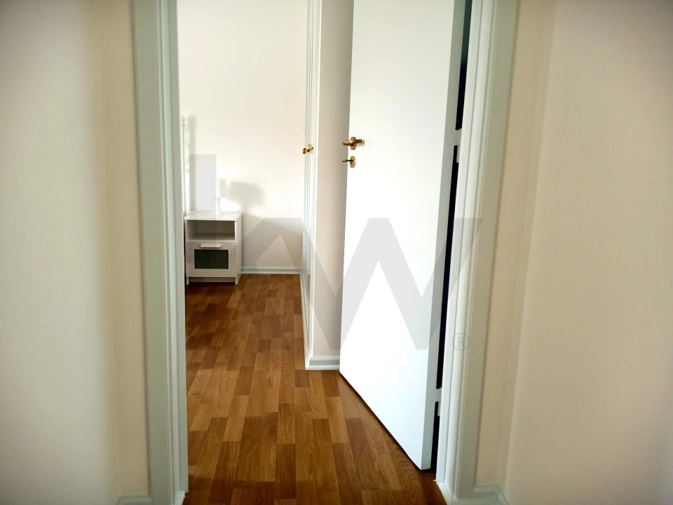 Apartamento T2 para Venda em Beato Foto 12