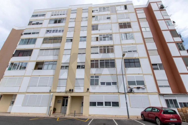 Apartamento T2 para Venda em Oeiras e São Julião da Barra, Paço de Arcos e Caxias Foto 2