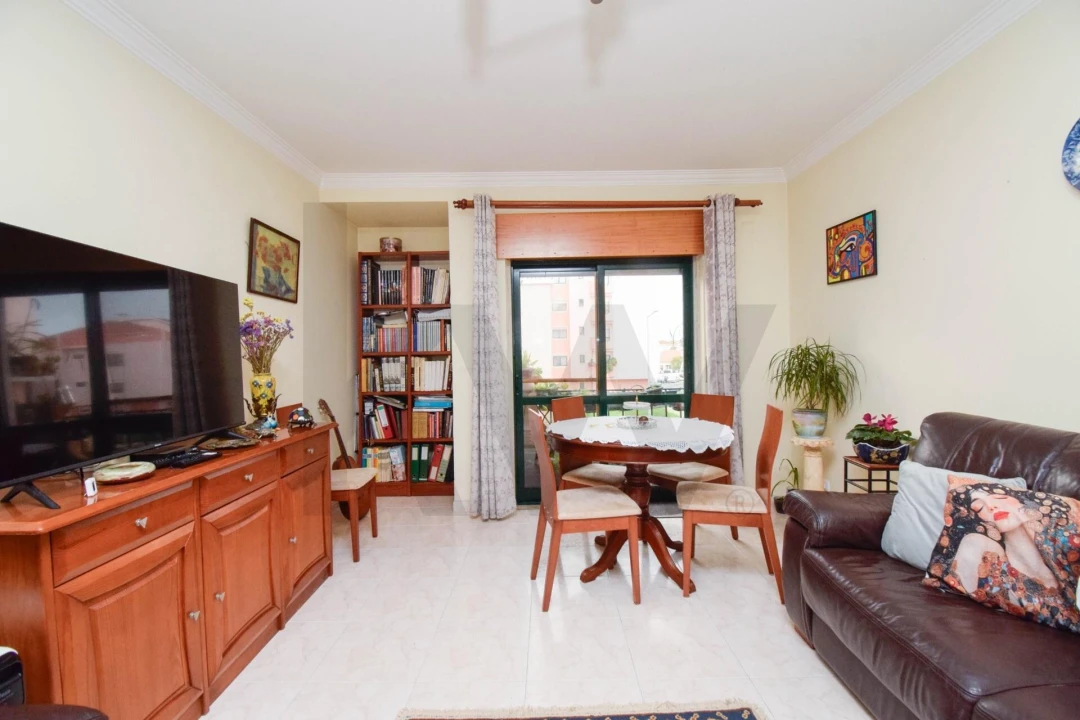 Apartamento T3 para Venda em Algueirão-Mem Martins Foto 11