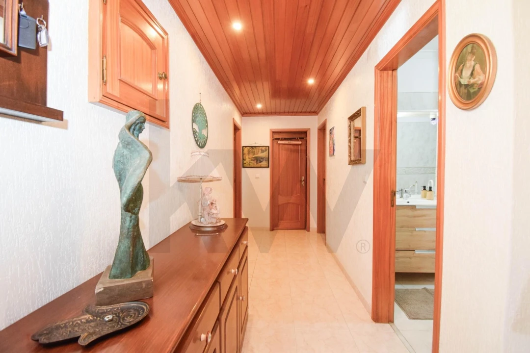 Apartamento T3 para Venda em Algueirão-Mem Martins Foto 25