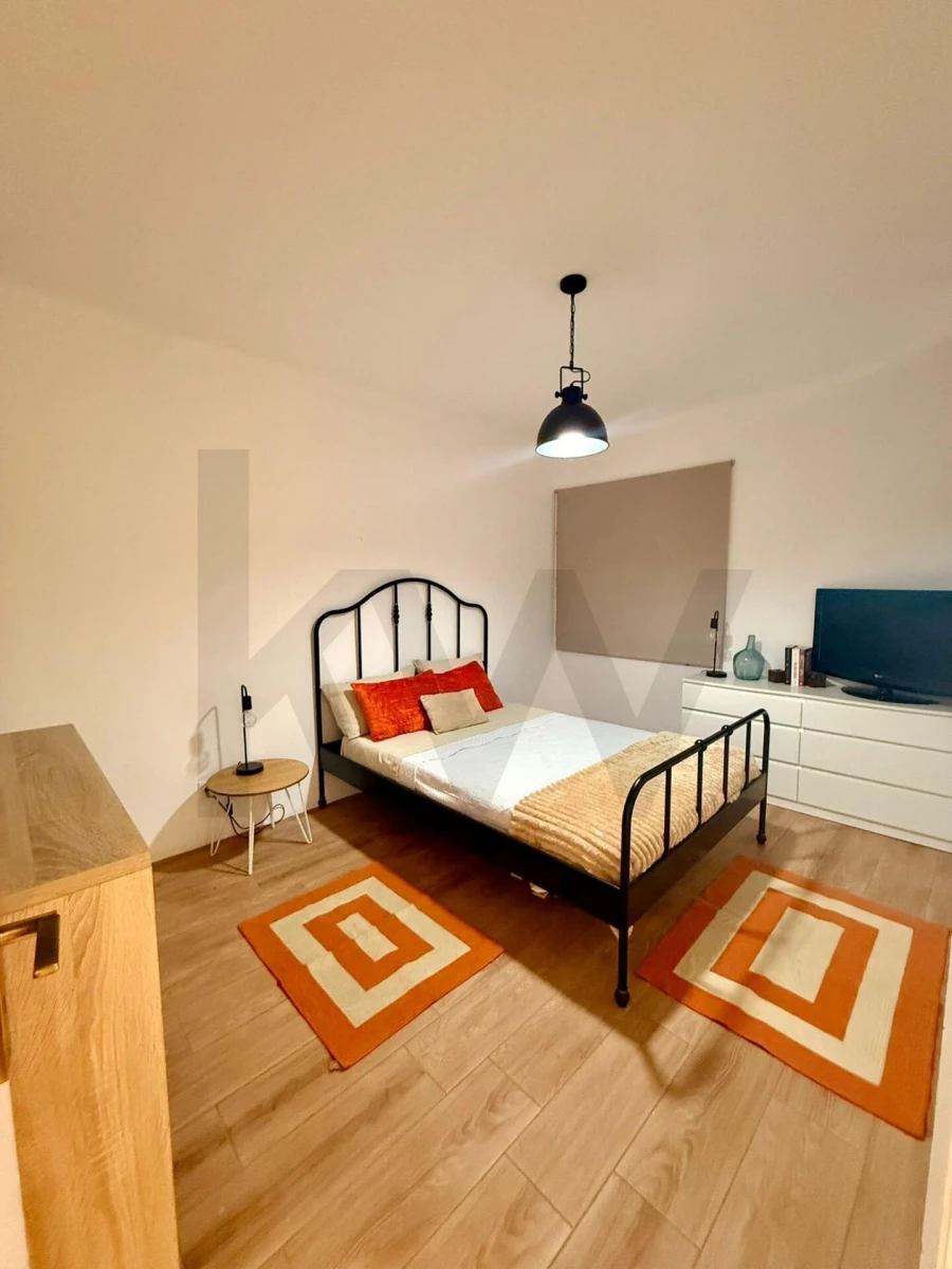 Moradia T4 para Venda em Ponta Delgada (São José) Foto 17