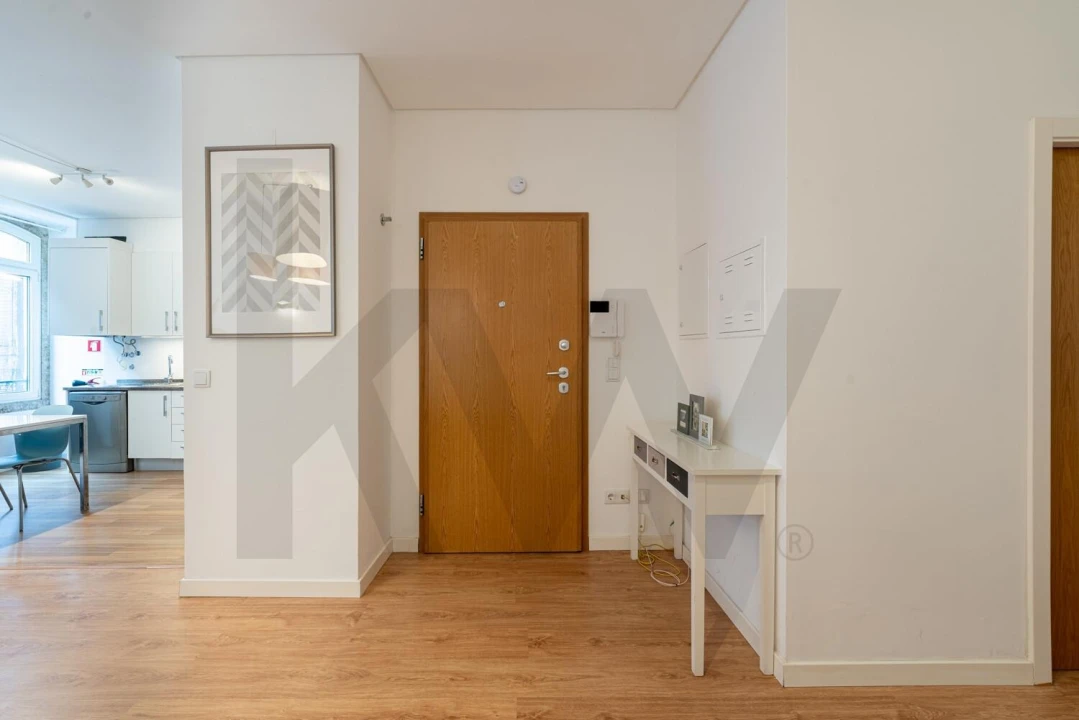 Apartamento T2 para Arrendamento em Santo António Foto 19