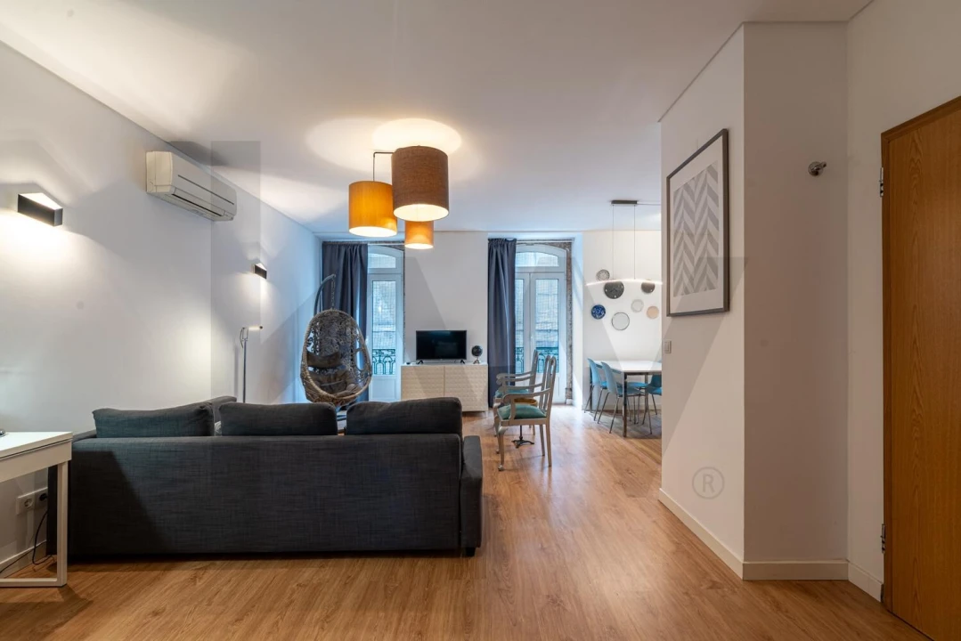 Apartamento T2 para Arrendamento em Santo António Foto 3