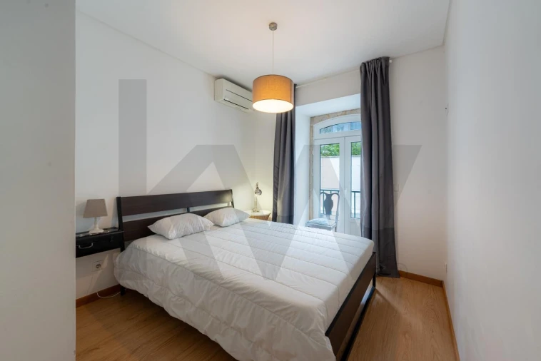 Apartamento T2 para Arrendamento em Santo António Foto 14