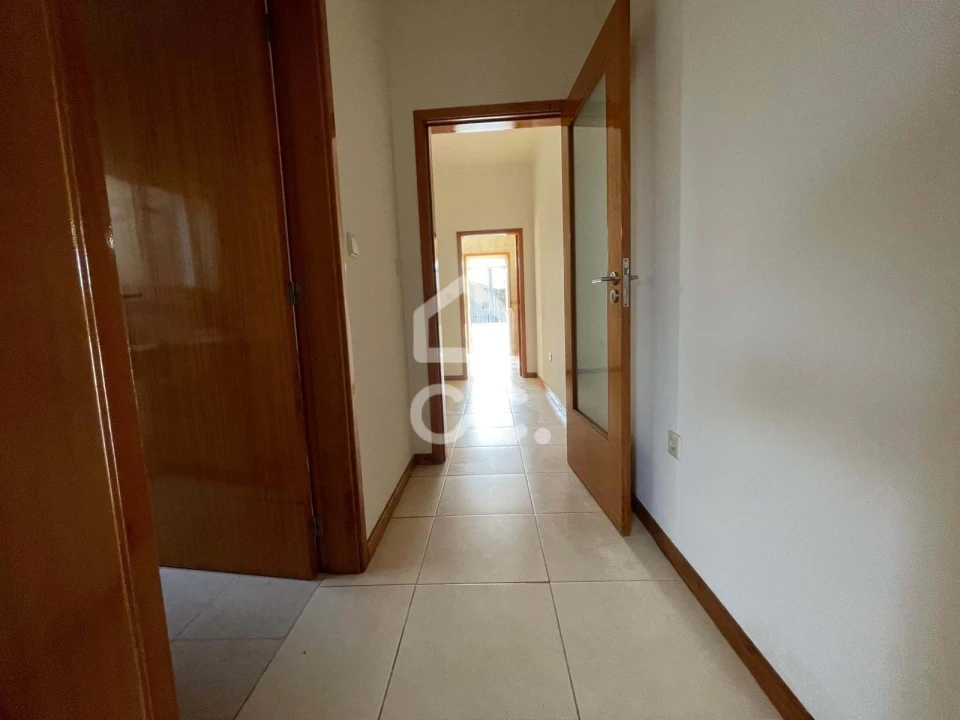 Terreno para Arrendamento em Delães Foto 12