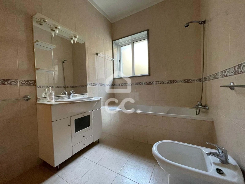 Terreno para Arrendamento em Delães Foto 6