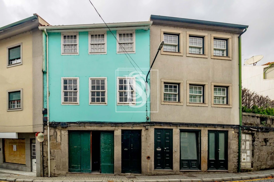 Prédio para Venda em Avões Foto 1