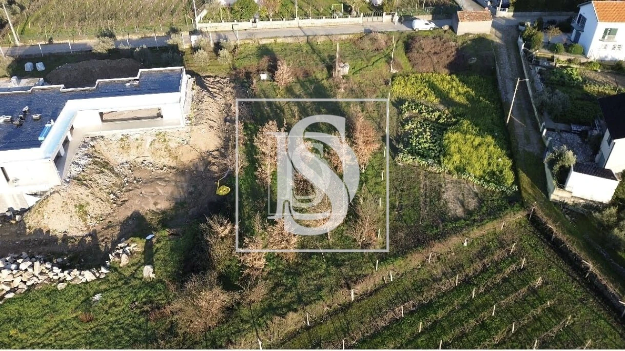 Terreno para Venda em Ferreirim Foto 1