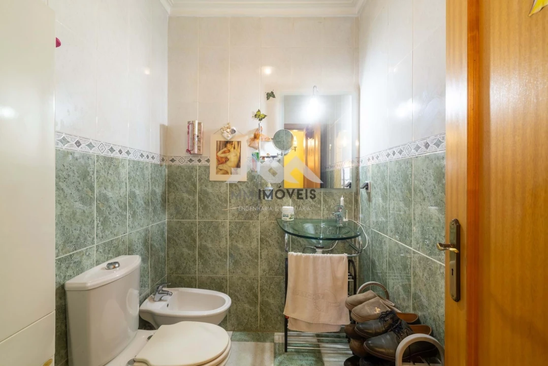 Apartamento T4 para Venda em São João da Madeira Foto 28