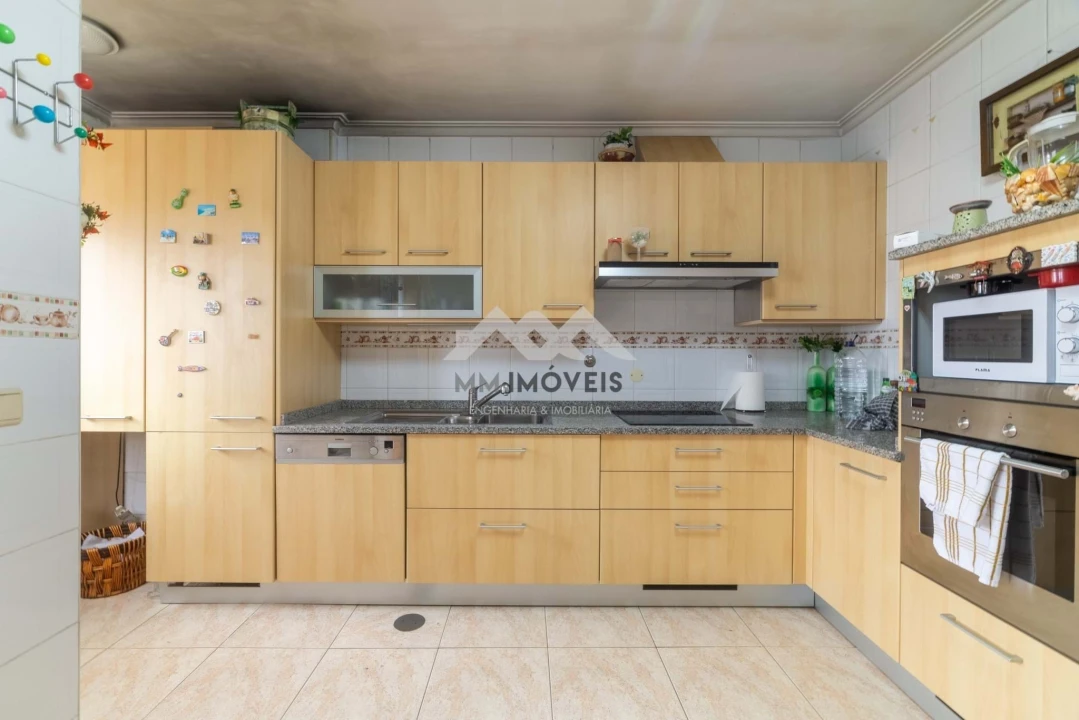 Apartamento T4 para Venda em São João da Madeira Foto 5