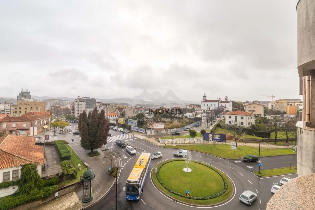 Apartamento T4 para Venda em São João da Madeira Foto 29