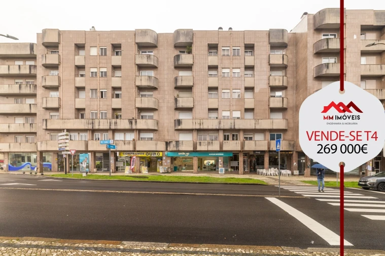 Apartamento T4 para Venda em São João da Madeira