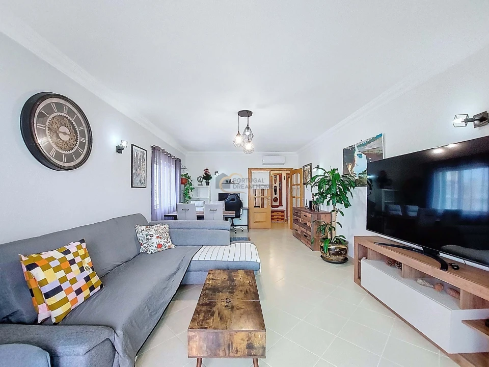 Apartamento T1 para Venda em Armação de Pera Foto 1