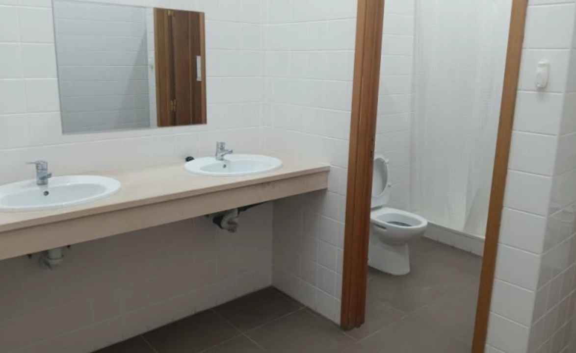 Armazém para Arrendamento em Santo Antão e São Julião do Tojal Foto 14