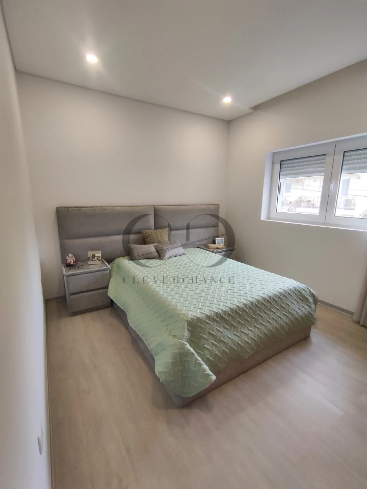 Apartamento T2 para Venda em Vila de Cucujães Foto 17