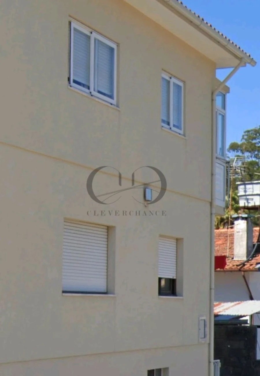 Apartamento T2 para Venda em Vila de Cucujães Foto 3