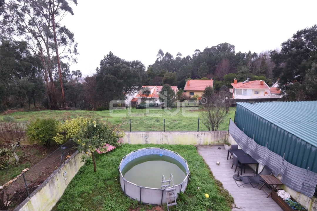 Moradia T3 para Venda em Canelas Foto 34