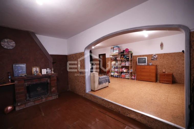 Moradia T3 para Venda em Canelas Foto 31