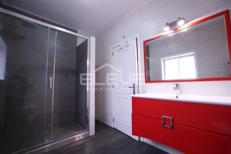 Moradia T3 para Venda em Canelas Foto 27