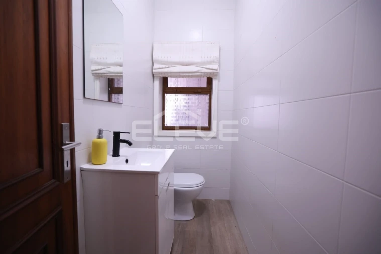 Moradia T3 para Venda em Canelas Foto 33