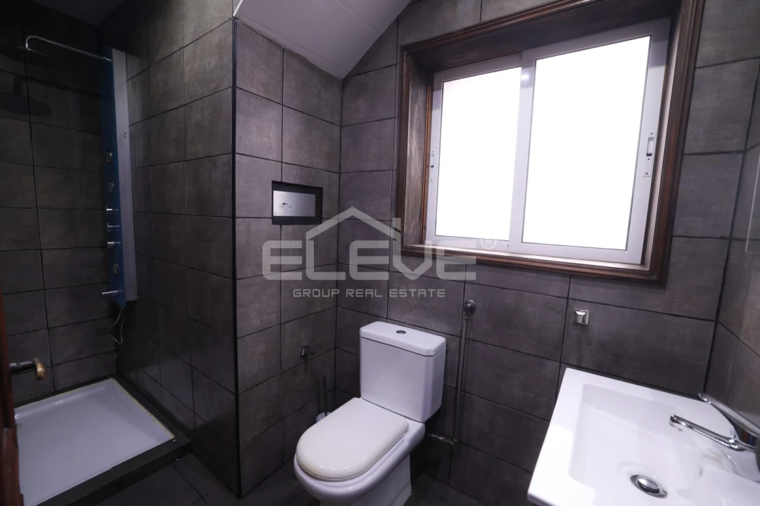 Moradia T3 para Venda em Canelas Foto 25