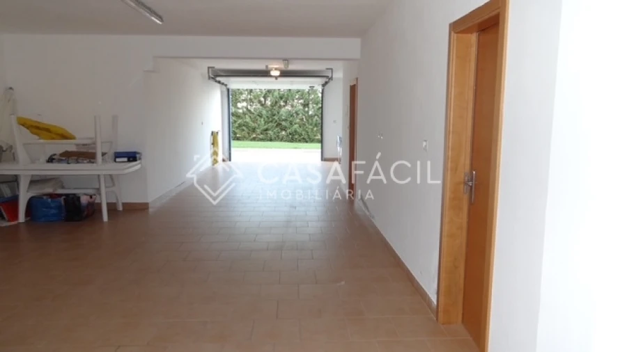 Moradia T5 para Arrendamento em São Francisco Foto 9