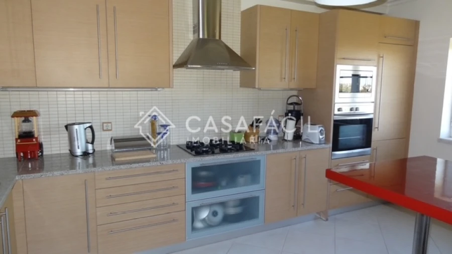 Moradia T5 para Arrendamento em São Francisco Foto 5