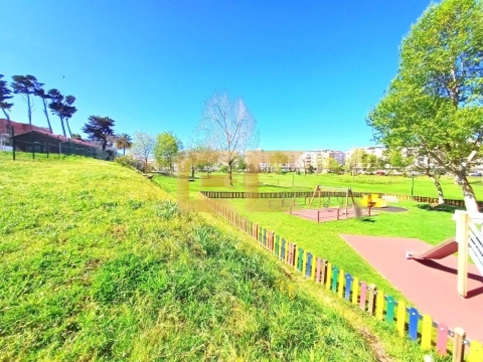 Apartamento T1 para Venda em Buarcos Foto 12