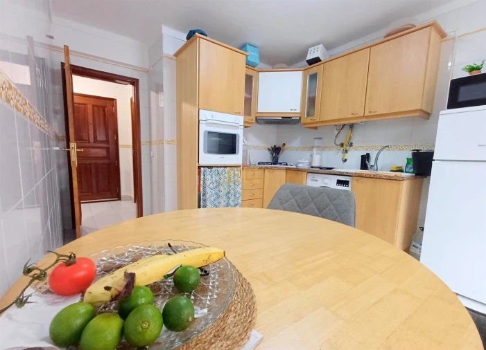 Apartamento T1 para Venda em Buarcos Foto 4