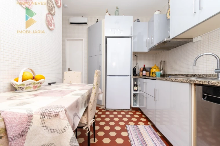 Moradia T2 para Venda em Santa Maria Maior e Monserrate e Meadela Foto 5