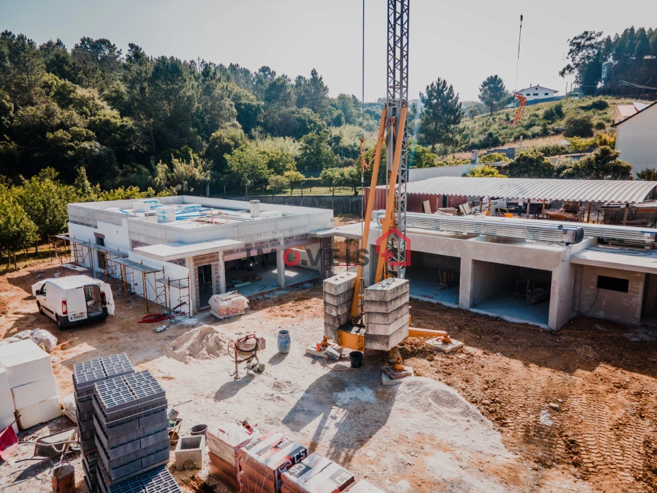 Moradia T3 para Venda em Leiria, Pousos, Barreira e Cortes Foto 5