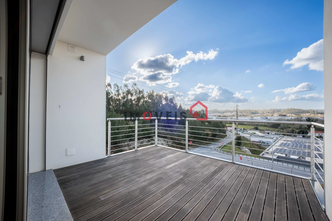 Apartamento T4 para Venda em Pombal Foto 16