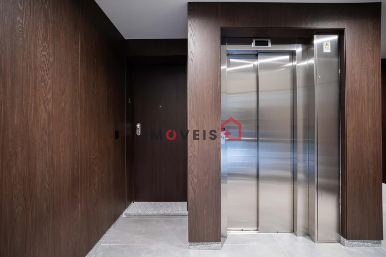 Apartamento T4 para Venda em Pombal Foto 3